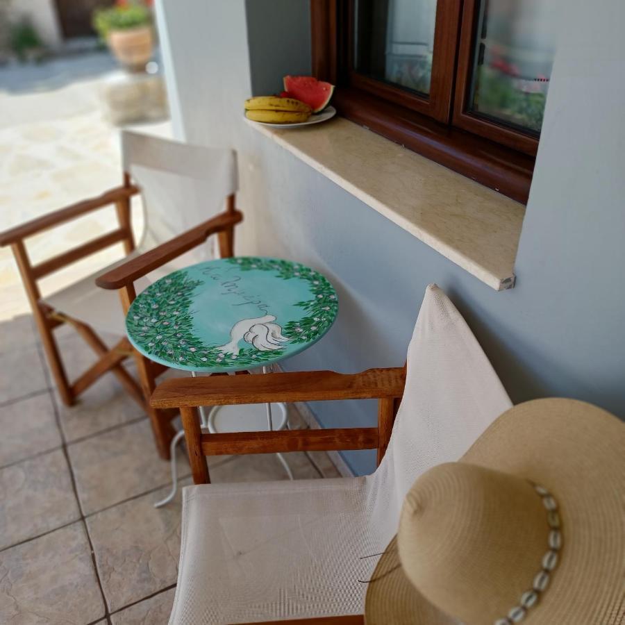 Eirinis Home - Σπίτι Της Ειρήνης Ágios Pétros Exteriör bild